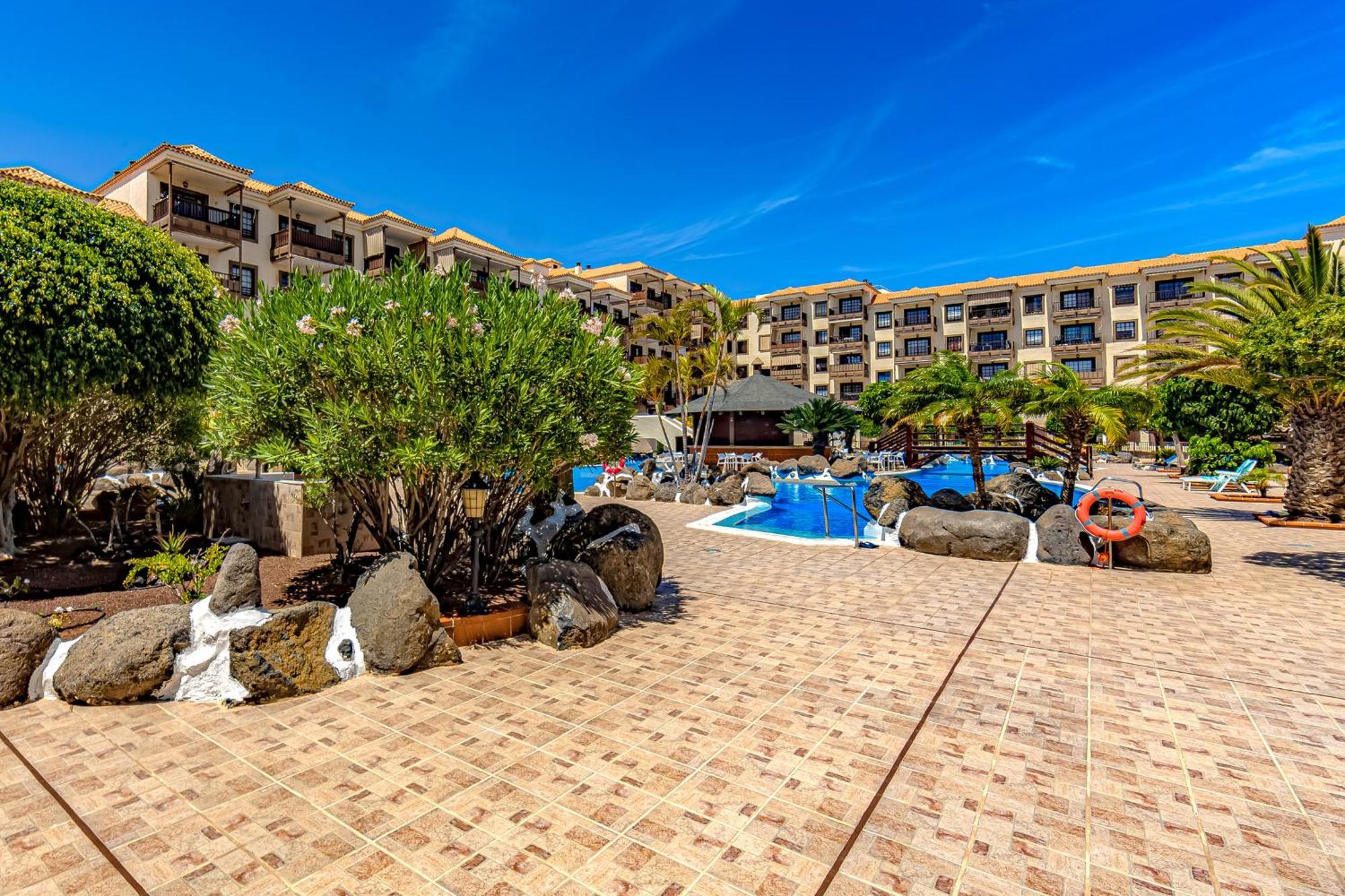 Atlantis 3 One Bedroom, Sea Front, In Complex With Pool Costa Del Silencio Kültér fotó