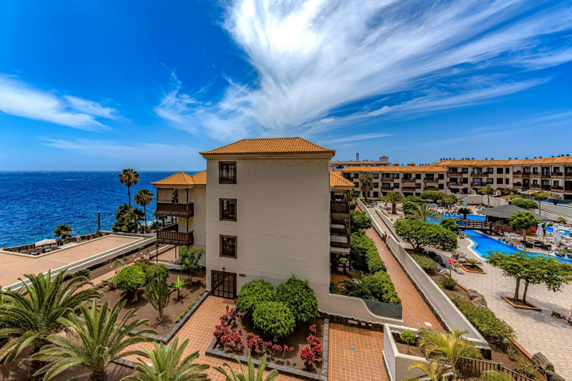 Atlantis 3 One Bedroom, Sea Front, In Complex With Pool Costa Del Silencio Kültér fotó